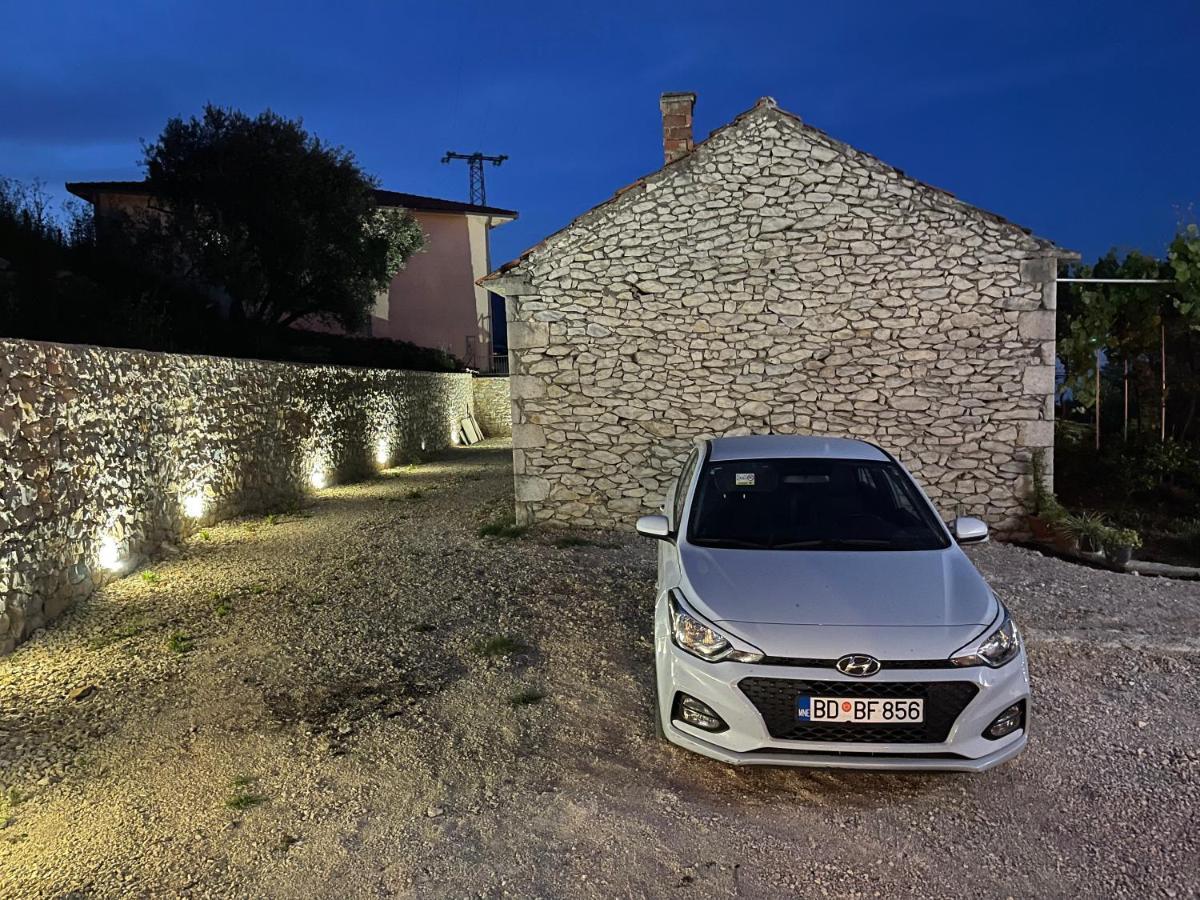 Imperator Apartments Ulcinj Bagian luar foto