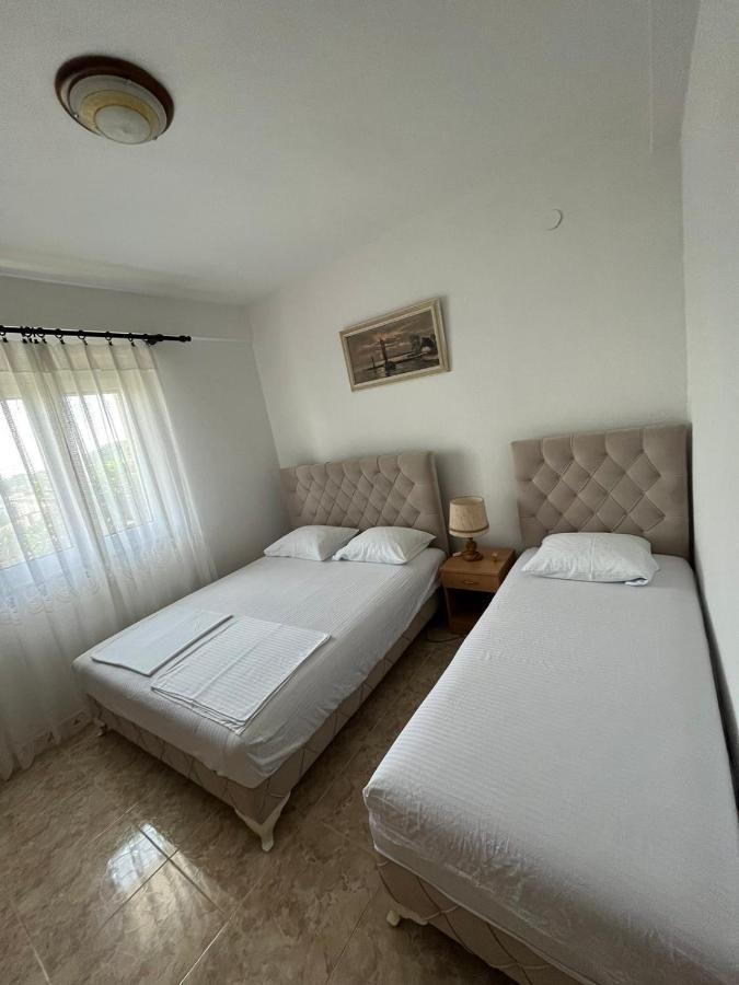 Imperator Apartments Ulcinj Bagian luar foto